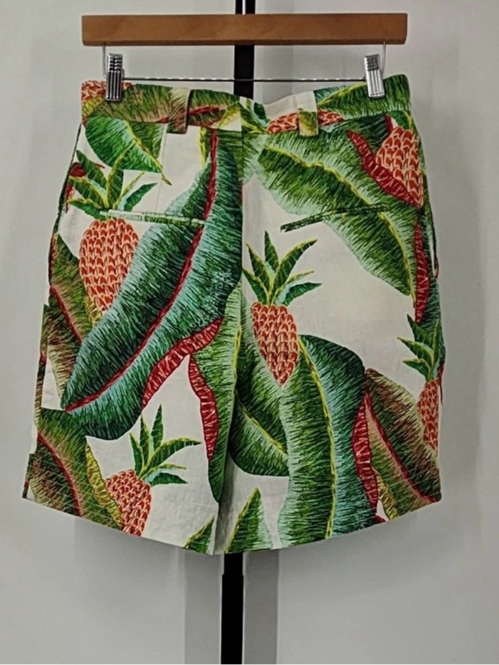 Farm Rio Pineapple Palm Forest High Rise Shorts Small NWOT - Picture 3 of 8